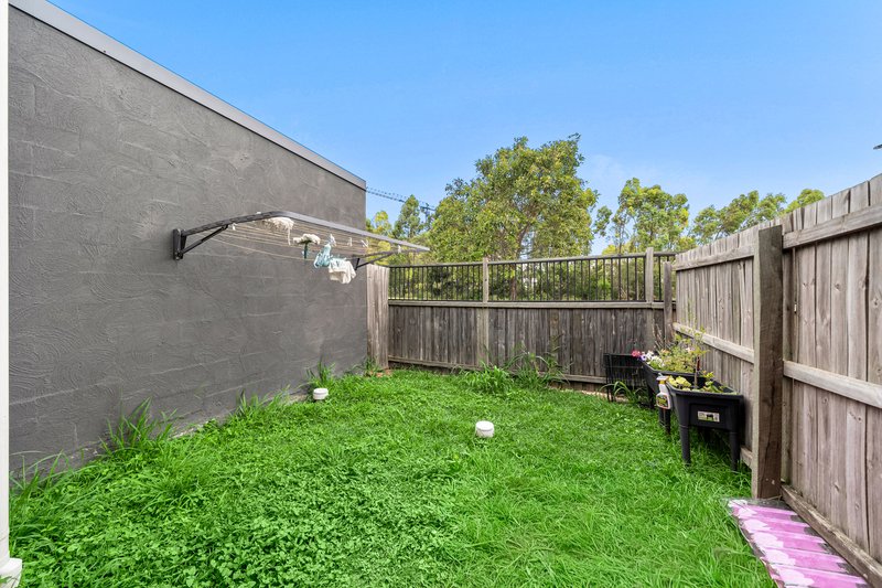 Photo - 21 Woodroffe Crescent, Redbank Plains QLD 4301 - Image 19