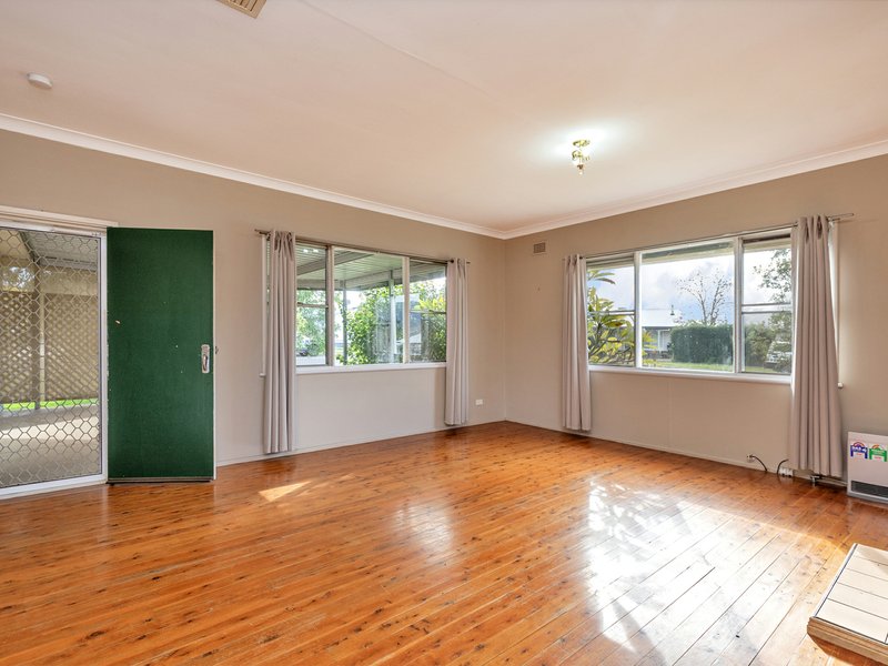 Photo - 21 Woodstock Street, South Tamworth NSW 2340 - Image 4