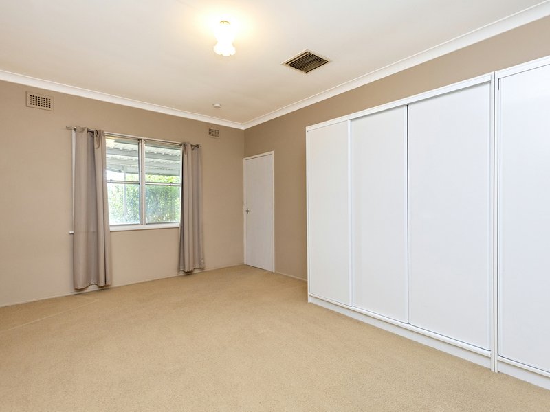 Photo - 21 Woodstock Street, South Tamworth NSW 2340 - Image 5