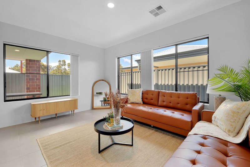 21 Woongan Street, Southern River WA 6110