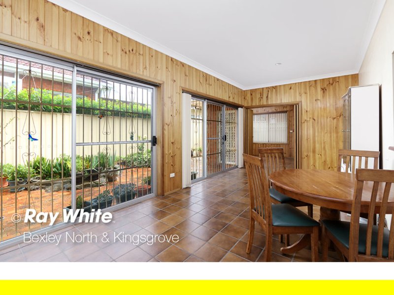 Photo - 21 Woorail Avenue, Kingsgrove NSW 2208 - Image 4