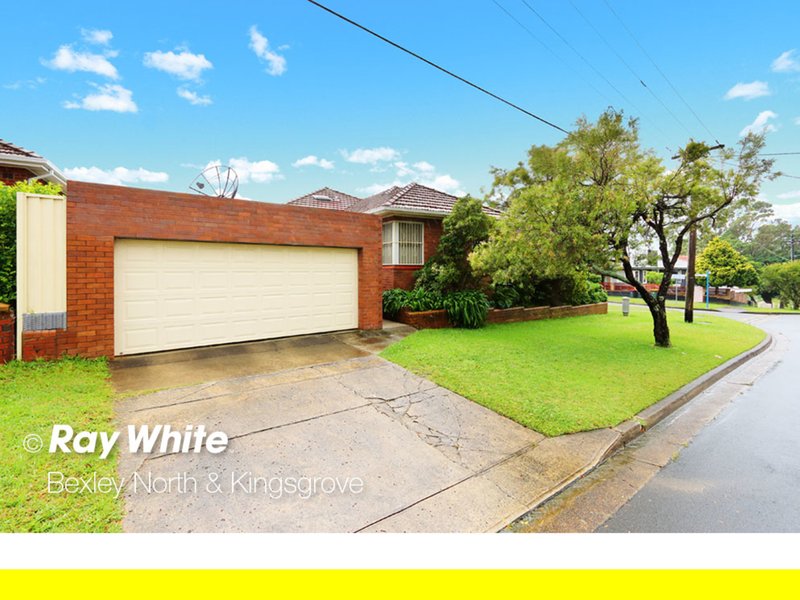 Photo - 21 Woorail Avenue, Kingsgrove NSW 2208 - Image 7