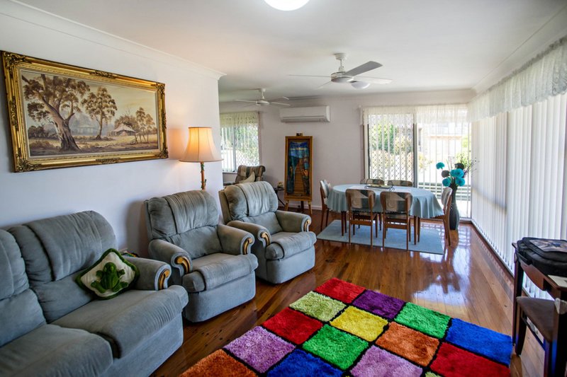 Photo - 21 Wootton Crescent, Taree NSW 2430 - Image 4