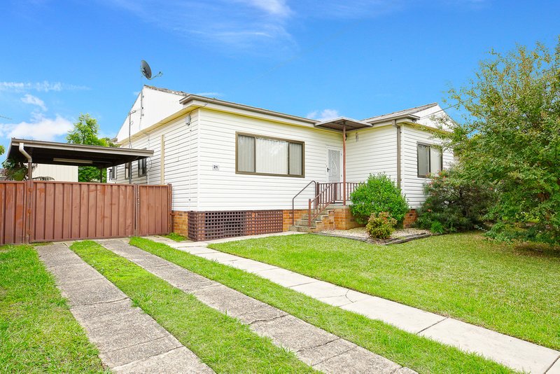 21 Worcester Road, Cambridge Park NSW 2747