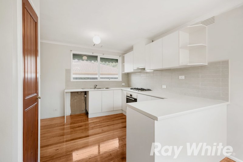 Photo - 21 Wungan Street, Macleod VIC 3085 - Image 2