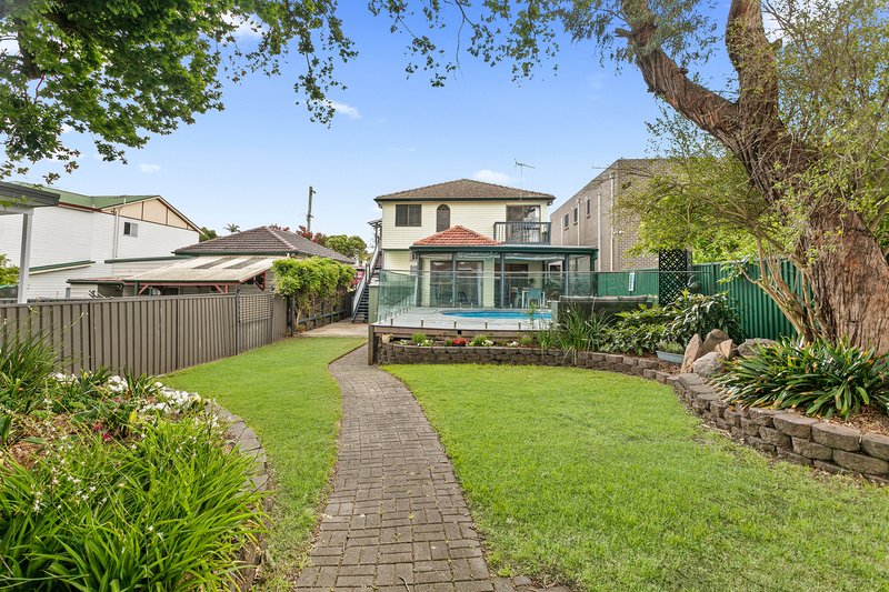 Photo - 21 Yanderra Street, Condell Park NSW 2200 - Image 10