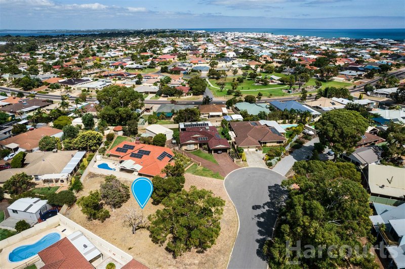 Photo - 21 Yorrell Place, Halls Head WA 6210 - Image 2