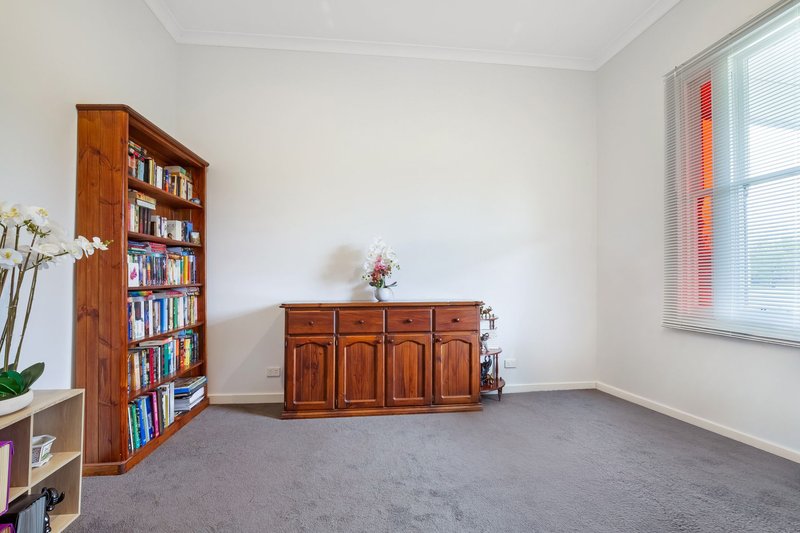 Photo - 21 Young Street, Leongatha VIC 3953 - Image 11