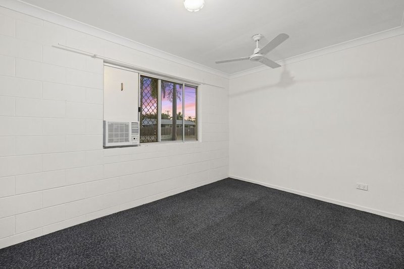 Photo - 21 Yvette Street, Kelso QLD 4815 - Image 6