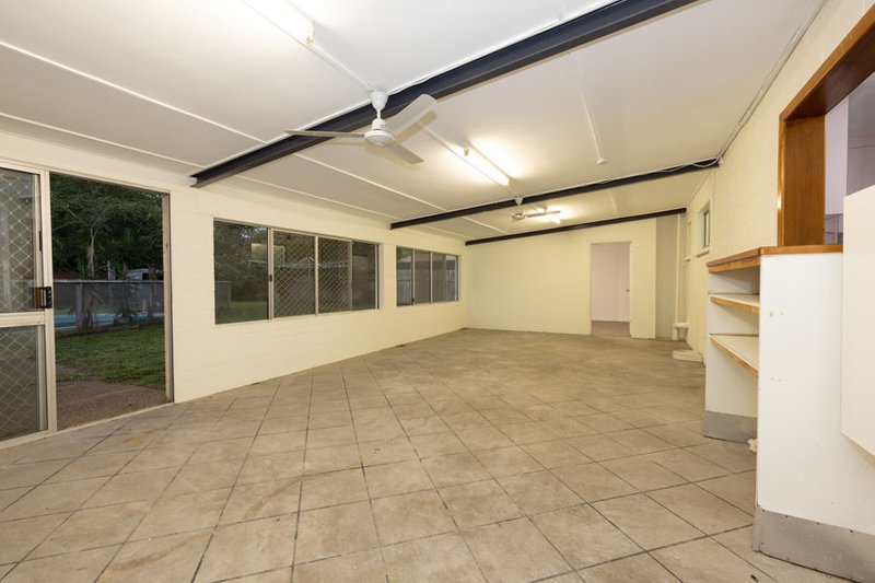 Photo - 21 Yvette Street, Kelso QLD 4815 - Image 9