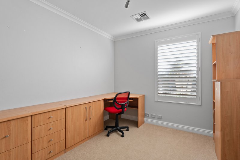 Photo - 21 Zenith Turn, Baldivis WA 6171 - Image 22