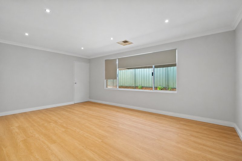 Photo - 21 Zenith Turn, Baldivis WA 6171 - Image 25