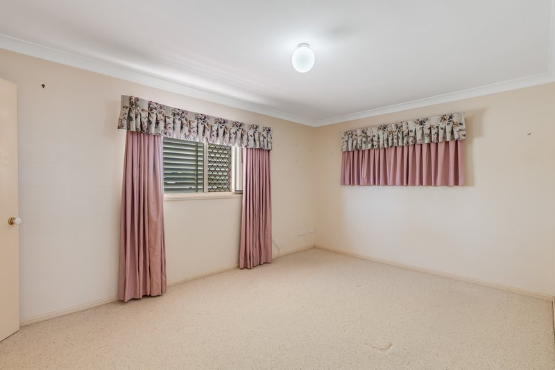 Photo - 2/1 Zimmerle Street, Harristown QLD 4350 - Image 6