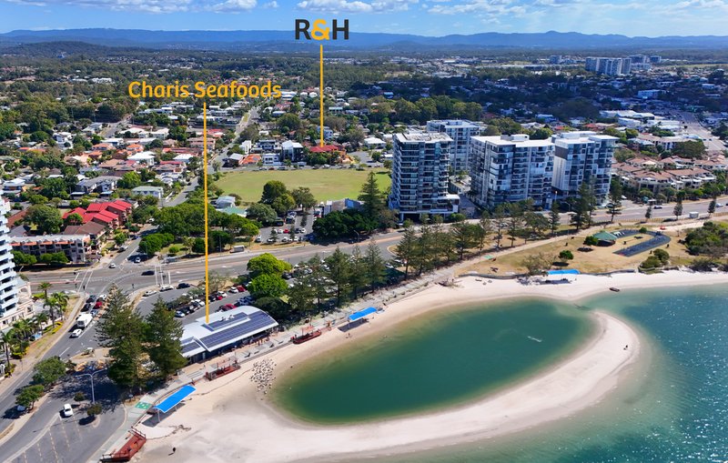 Photo - 2/10-12 Bath Street, Labrador QLD 4215 - Image 5