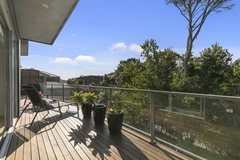 Photo - 2/10-12 Medina Road, Cowes VIC 3922 - Image 3