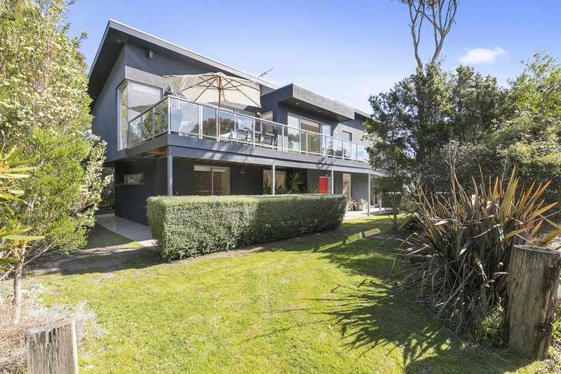 Photo - 2/10-12 Medina Road, Cowes VIC 3922 - Image 13