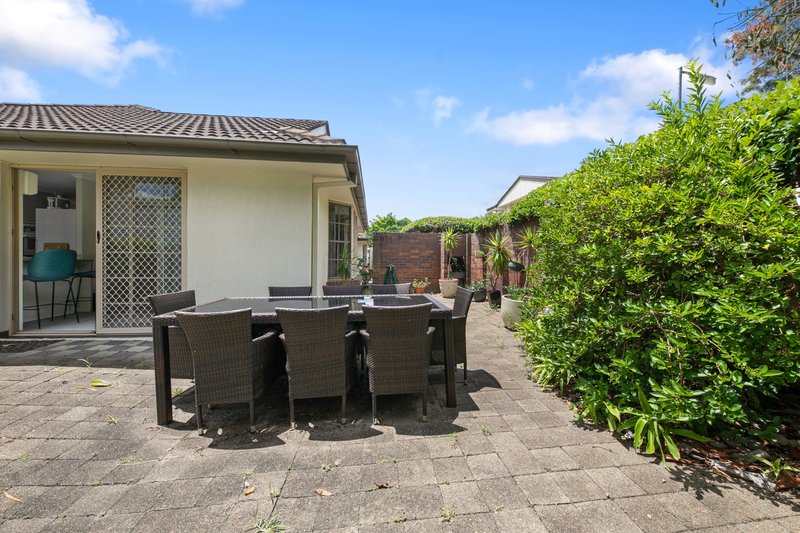 Photo - 2/10-14 Greenlanes Road, Ashgrove QLD 4060 - Image 10