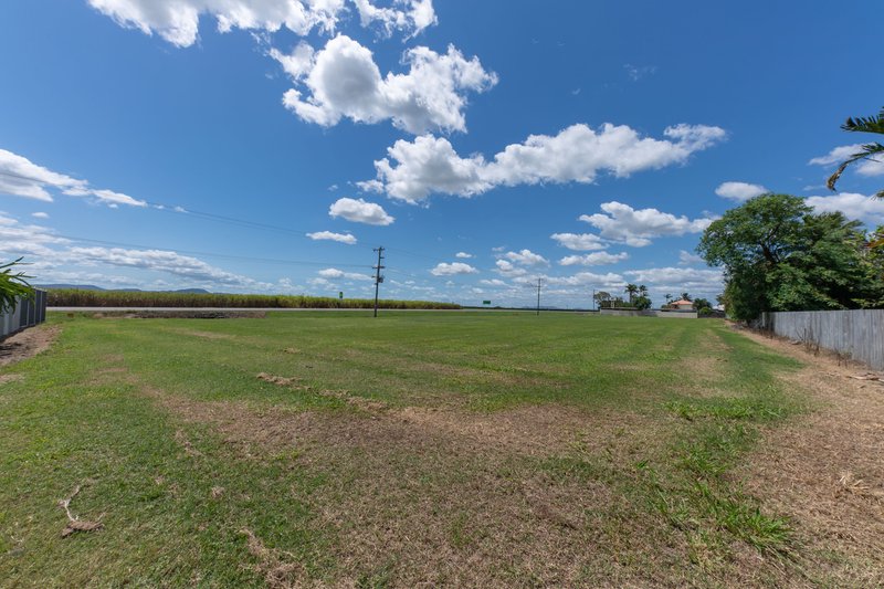 Photo - 210-214 Bruce Highway, Proserpine QLD 4800 - Image 9