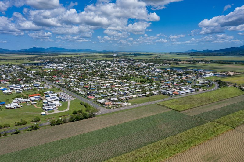 Photo - 210-214 Bruce Highway, Proserpine QLD 4800 - Image 10