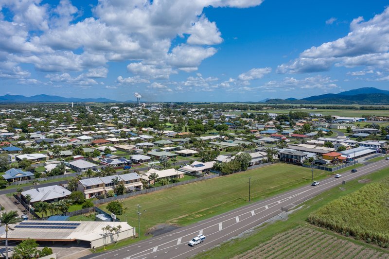 Photo - 210-214 Bruce Highway, Proserpine QLD 4800 - Image 12