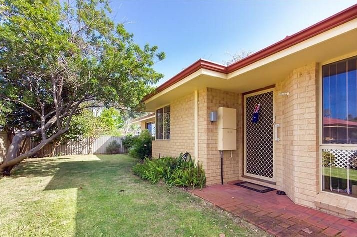 Photo - 2/10 Adana Street, Mandurah WA 6210 - Image 2