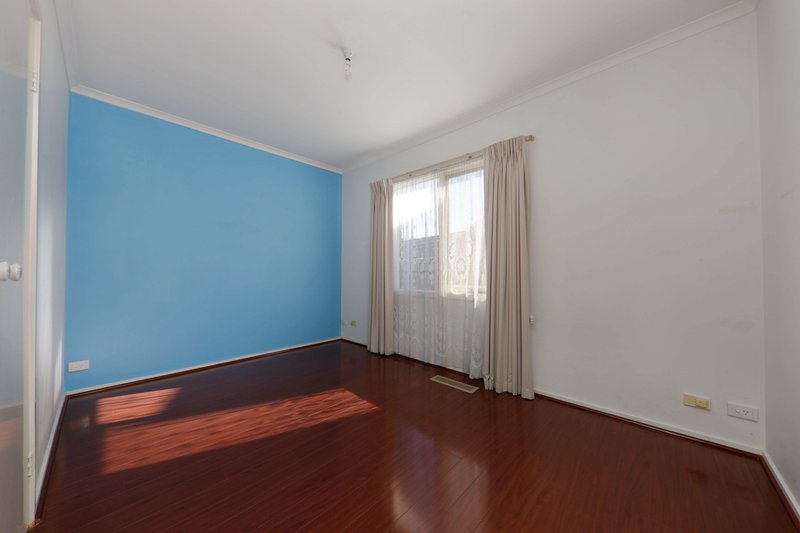 Photo - 2/10 Alder Street, Burwood VIC 3125 - Image 7