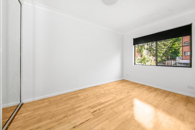 Photo - 2/10 Birmingham St , Merrylands NSW 2160 - Image 4