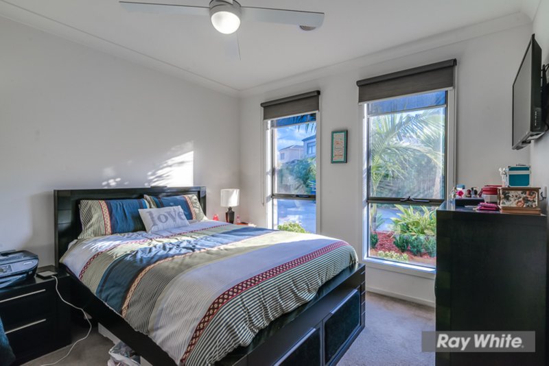 Photo - 2/10 Bonita Avenue, Tarneit VIC 3029 - Image 11