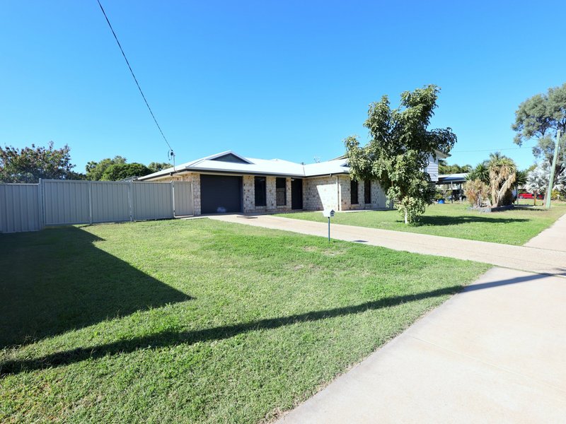 Photo - 210 Borilla Street, Emerald QLD 4720 - Image 12