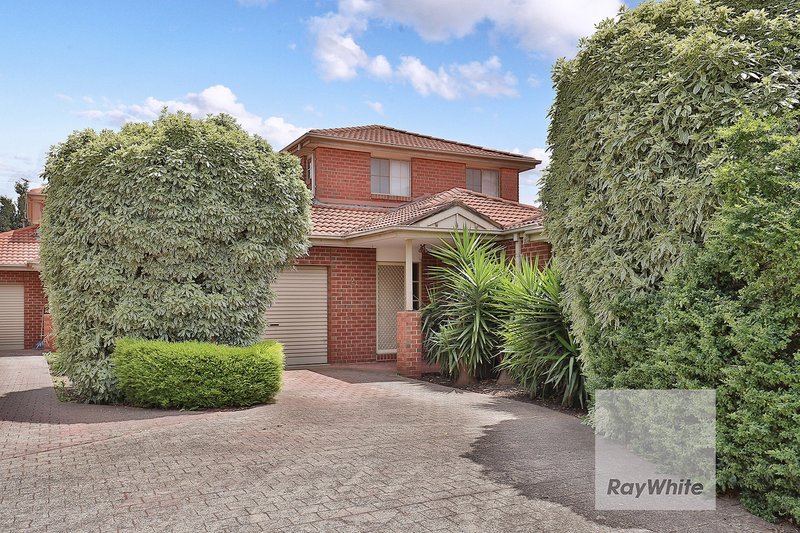 2/10 Brechin Court, Greenvale VIC 3059