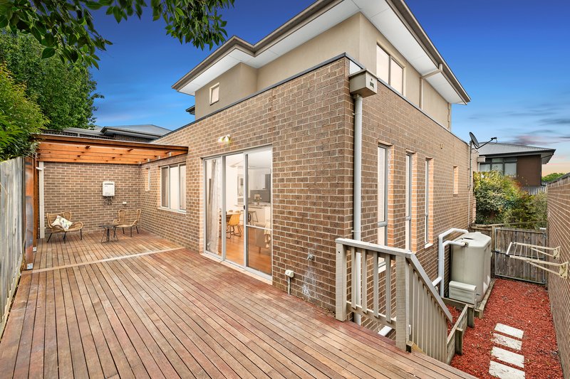 Photo - 2/10 Brown Street, Lilydale VIC 3140 - Image 13