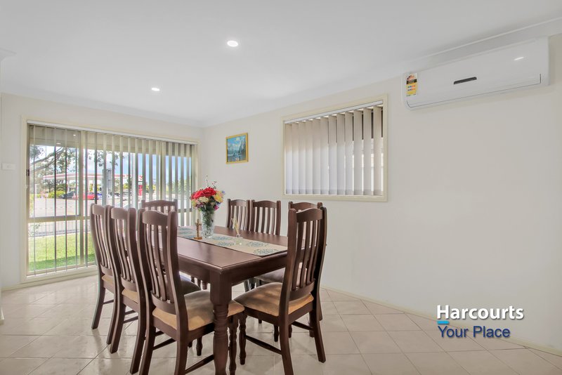 Photo - 210 Buckwell Drive, Hassall Grove NSW 2761 - Image 8