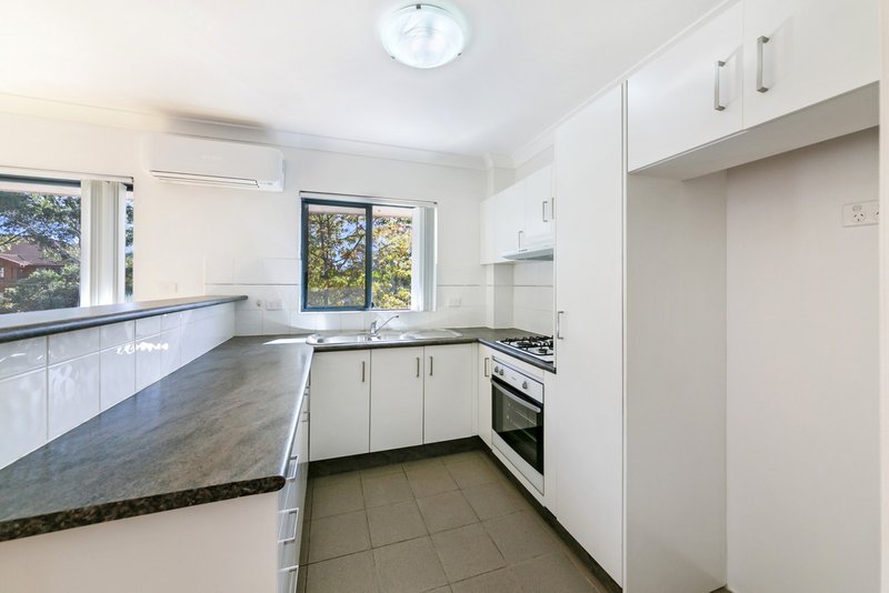 Photo - 2/10 Calliope Street, Guildford NSW 2161 - Image 3