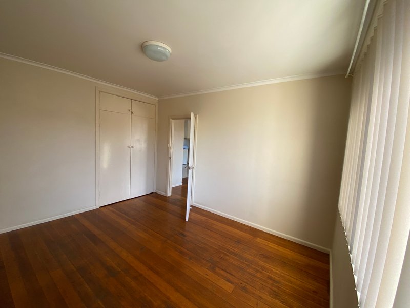 Photo - 2/10 Canberra Avenue, Dandenong VIC 3175 - Image 6