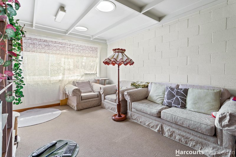 Photo - 2/10 Chant Street, East Launceston TAS 7250 - Image 2