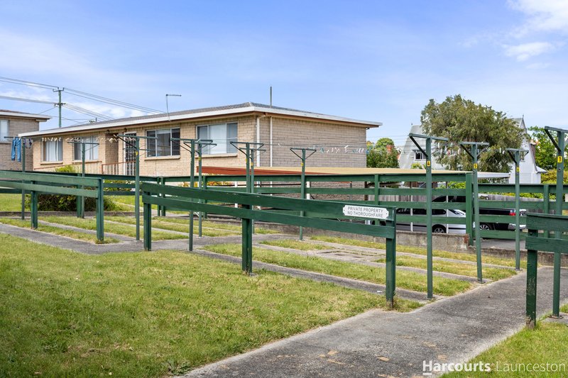 Photo - 2/10 Chant Street, East Launceston TAS 7250 - Image 8