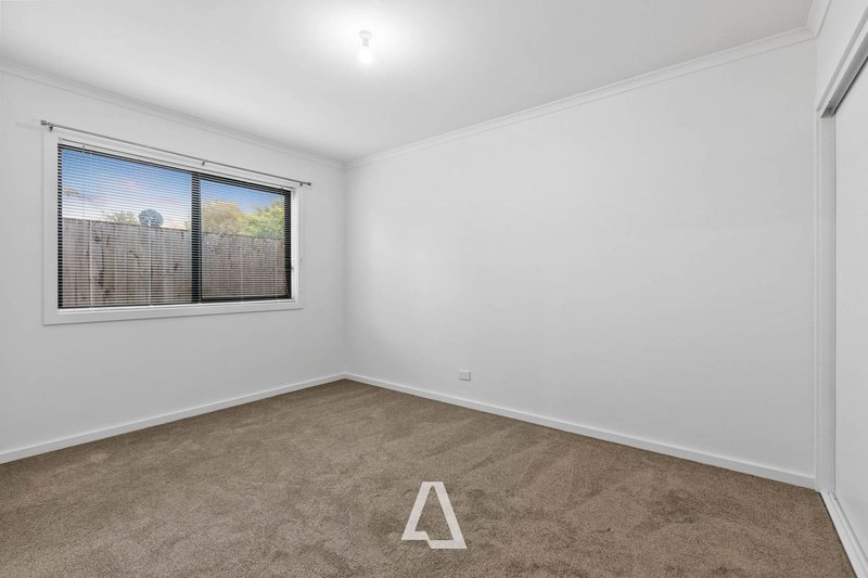 Photo - 2/10 Corsican Street, Frankston North VIC 3200 - Image 8