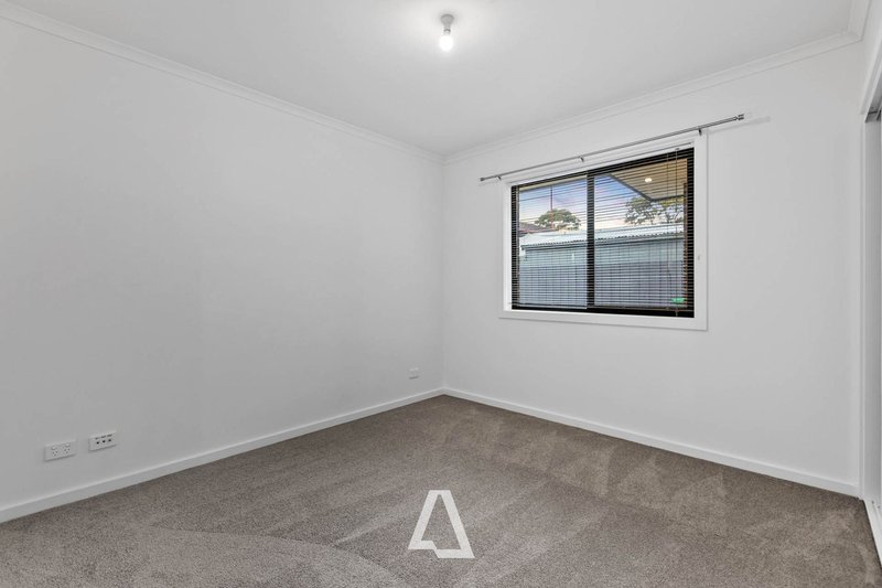 Photo - 2/10 Corsican Street, Frankston North VIC 3200 - Image 9