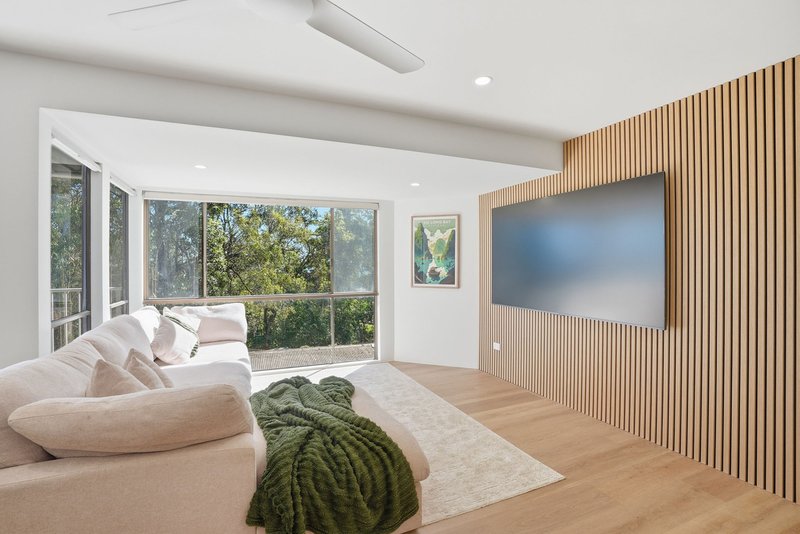 Photo - 2/10 Dandaloo Drive, Currumbin QLD 4223 - Image 7