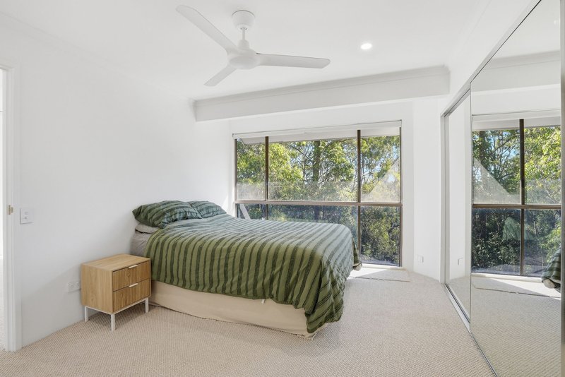 Photo - 2/10 Dandaloo Drive, Currumbin QLD 4223 - Image 14