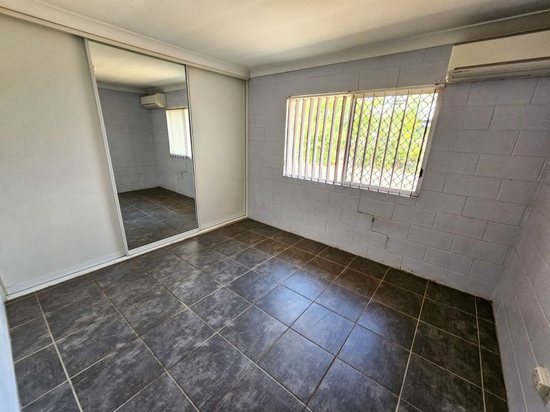 Photo - 2/10 Duchess Road, Mount Isa QLD 4825 - Image 5