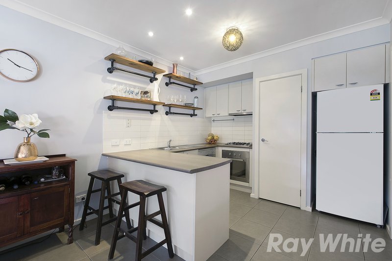 Photo - 2/10 Fifth Avenue, Chelsea Heights VIC 3196 - Image 4