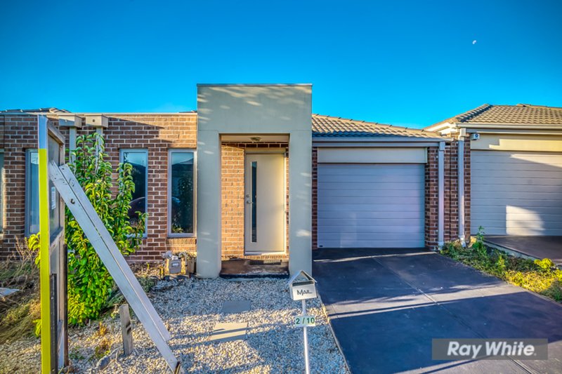 2/10 Flower Gum Crescent, Tarneit VIC 3029