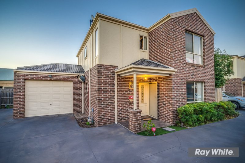 2/10 Governor Close, Tarneit VIC 3029