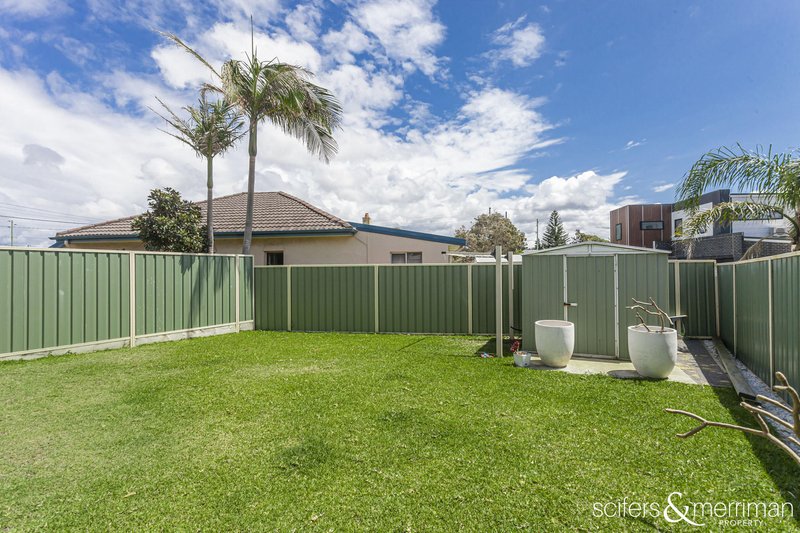 Photo - 2/10 Griffith Avenue, Stockton NSW 2295 - Image 15