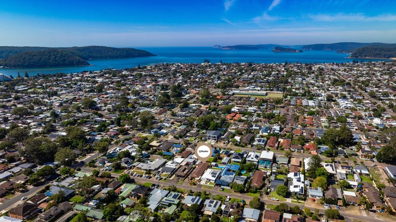 Photo - 2/10 Gwendolen Avenue, Umina Beach NSW 2257 - Image 1