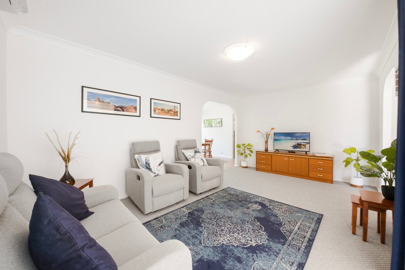 Photo - 2/10 Gwendolen Avenue, Umina Beach NSW 2257 - Image 4