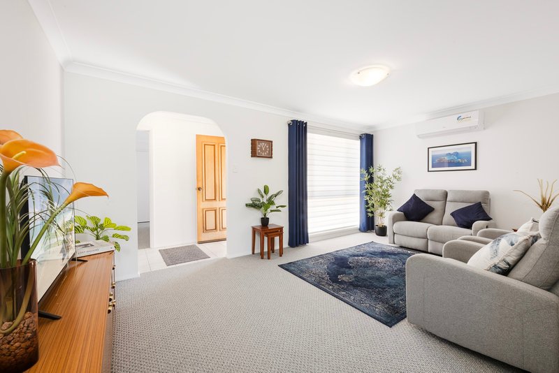 Photo - 2/10 Gwendolen Avenue, Umina Beach NSW 2257 - Image 5