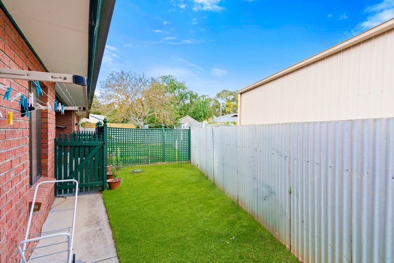 Photo - 2/10 Harriet Street, Strathalbyn SA 5255 - Image 7