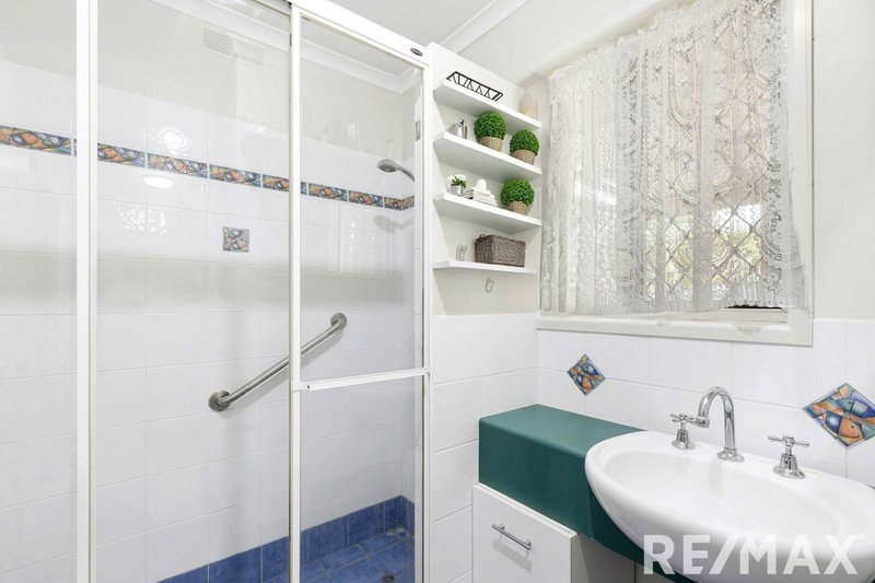 Photo - 2/10 Hayworth Street, Point Vernon QLD 4655 - Image 9